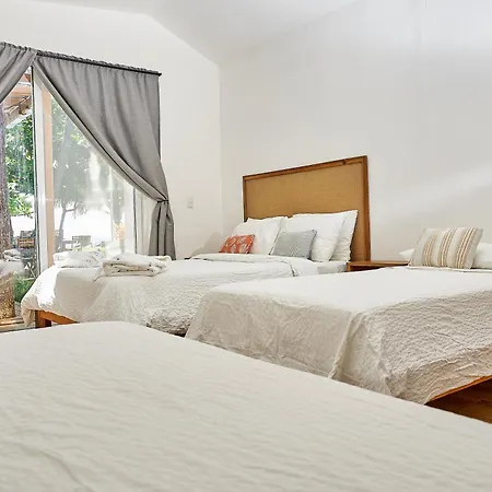 Aaki Hotel-3