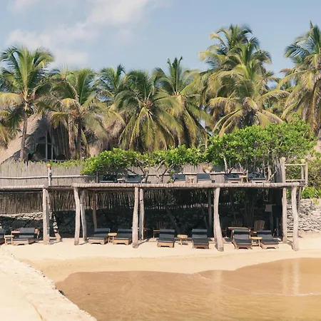 Éteka Slow Beach Hotel-2