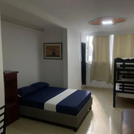Apartamentos en Edificio Los Delfines-3