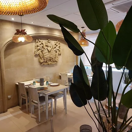 Hotel Tio Pepe-2