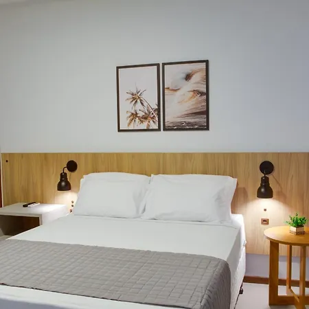 Flipper Hotel-2