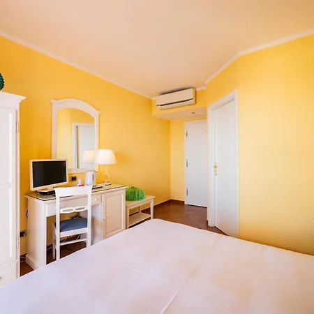 Mendolia Beach Hotel-2