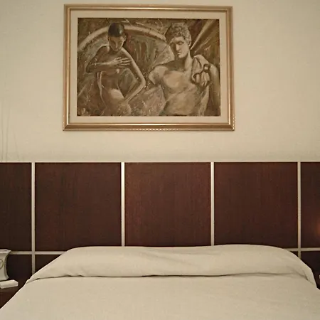 Blue Sea Hotel Alimos-3