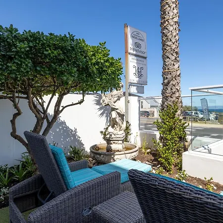 Hermanus Boutique Guest House-3