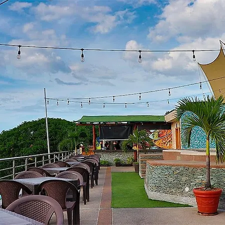 Hotel Alto Mar-2