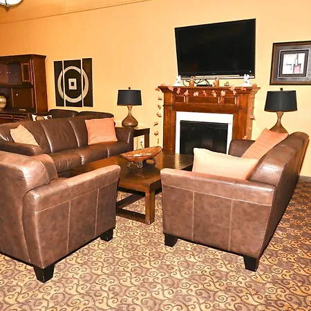 Fortune Inn & Suites-2