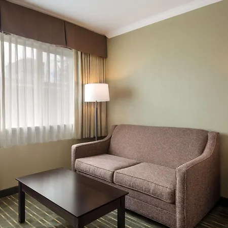 Best Western Holiday Hotel-2