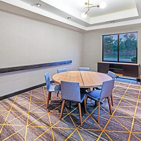 Holiday Inn & Suites Stillwater-University West By Ihg-3