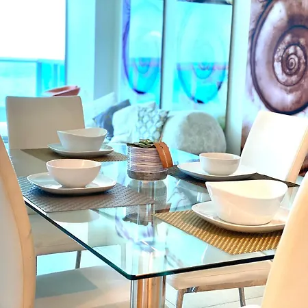 Monte Carlo Suites In Miami Beach-3