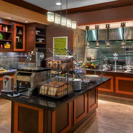Hilton Garden Inn Fargo-3