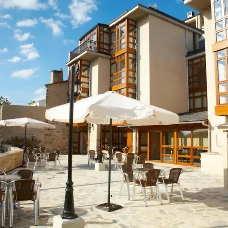 Hotel Vila do Val-3