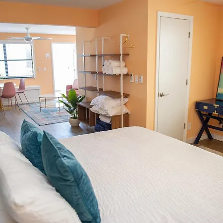Sunburst Inn- Indian Shores Beach-2