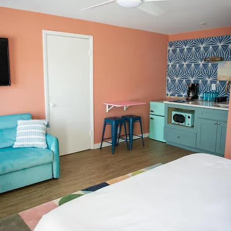 Sunburst Inn- Indian Shores Beach-3