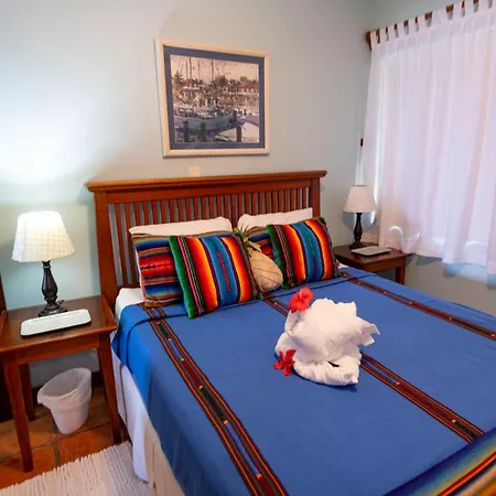 Isla Bonita Yacht Club-3