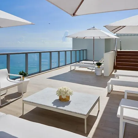 W South Beach Private Luxury Suites-3