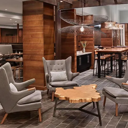 Cleveland Marriott East-3
