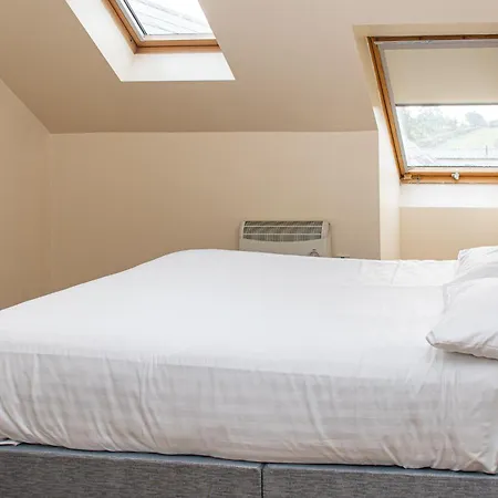 Aisling Guest House-3
