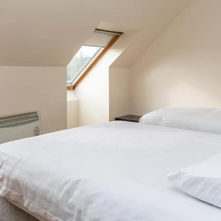 Aisling Guest House-2
