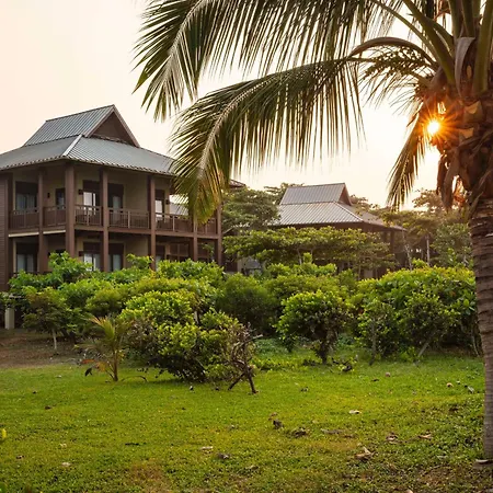 Indura Beach & Golf Resort Curio Collection By Hilton-3