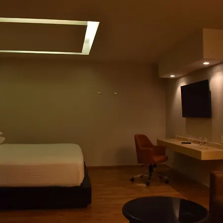 Ramada By Wyndham Mexico City Santa Fe-3