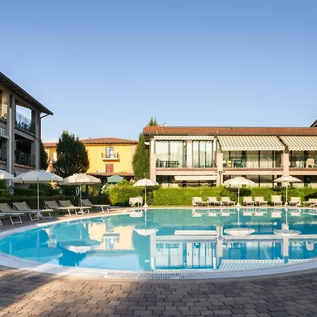 Le Terrazze Sul Lago Hotel & Residence-3