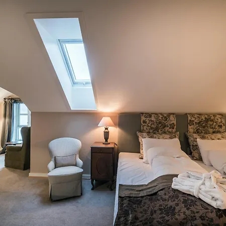 Angvik Gamle Handelssted - By Classic Norway Hotels-3