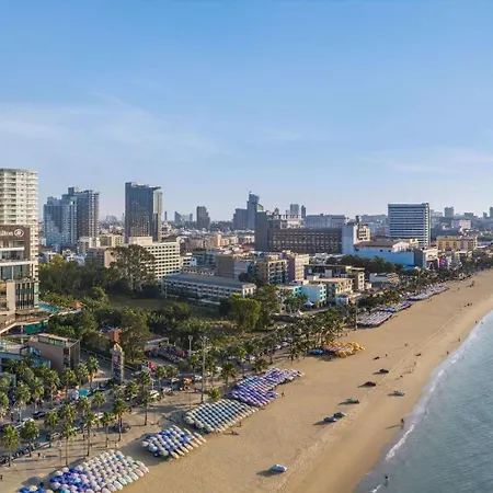 Hilton Pattaya-2