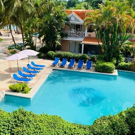 Coco Reef Resort & Spa-3