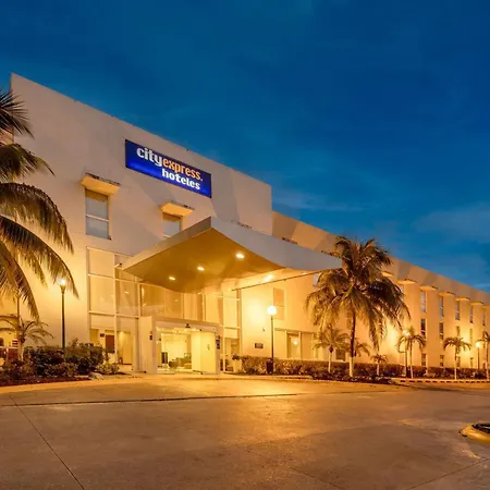 City Express By Marriott Playa Del Carmen-3