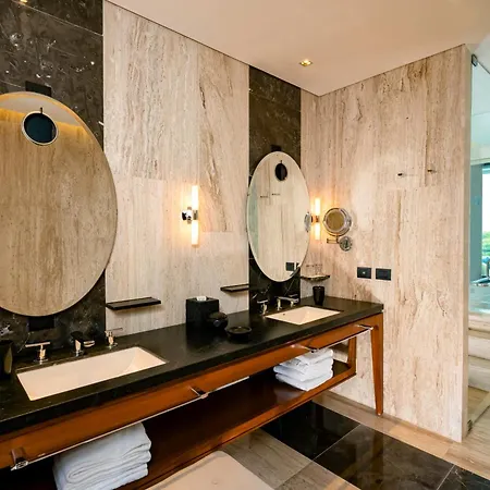 Hyatt Centric Playa Del Carmen - Downtown House & Beach House (Adults Only)-2