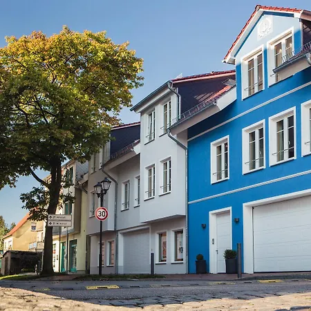 Hotel Am Yachthafen-3