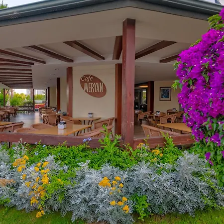 Meryan Hotel-3