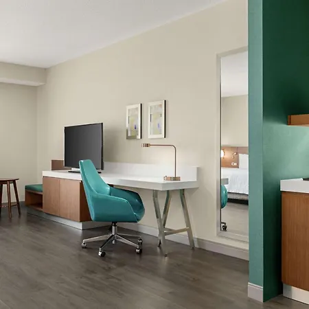 Hilton Garden Inn Kitchener/Cambridge-3