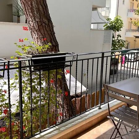 Residence Lungomare - Charming Apartments-2