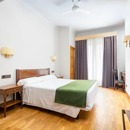Hotel Hernán Cortés-2