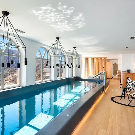 Skyfall Suites - Adults Only-3