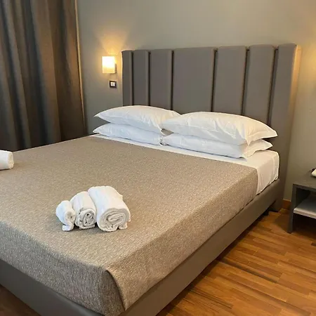 Hotel Golden-3