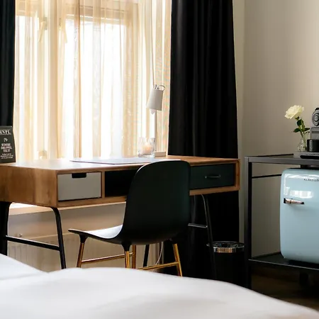 Restaurant&Hotel Monopole Harderwijk-3