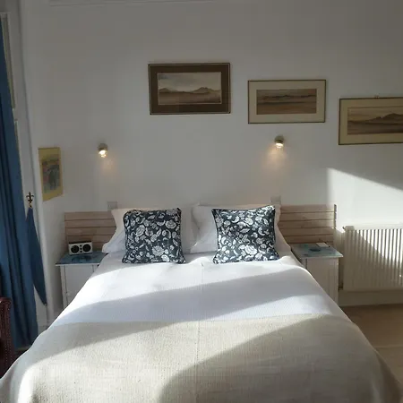 Failte Bed & Breakfast-3