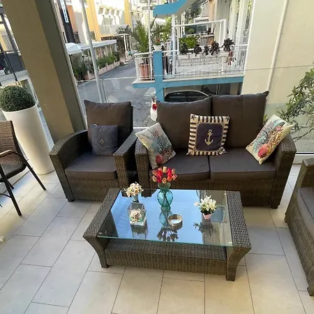 Hotel Vienna Rivazzurra-3