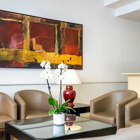 Hotel Glories-2