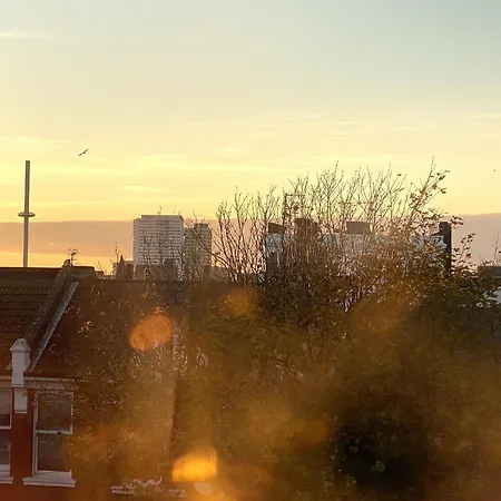 27 Brighton Guesthouse-2
