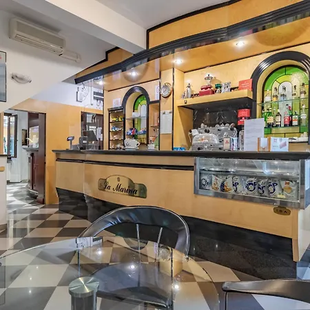 Albergo La Marina B&B-3