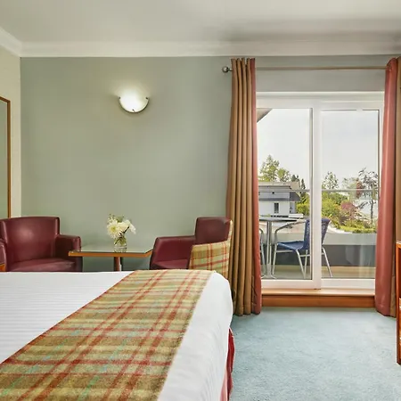 Clan Macduff Hotel-2