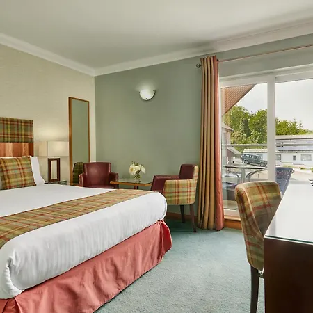 Clan Macduff Hotel-2
