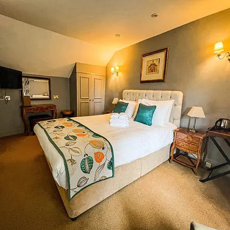 Rising Sun Hotel-2