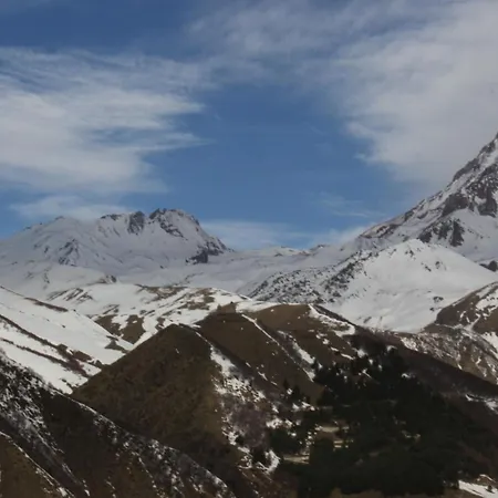 Rooms Hotel Kazbegi-2