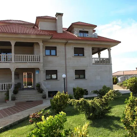 Pensión Residencia A Cruzán-3