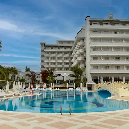 Holiday Garden Resort-2
