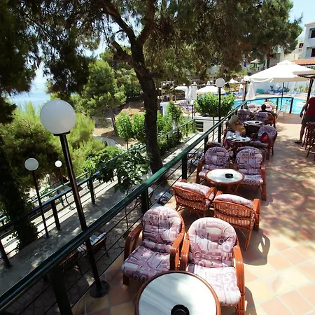 Paradise Hotel-2